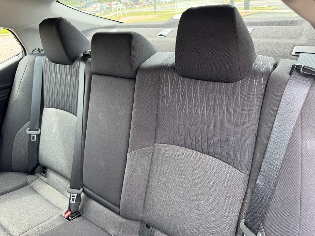 Toyota Camry LE (Natl) 2025