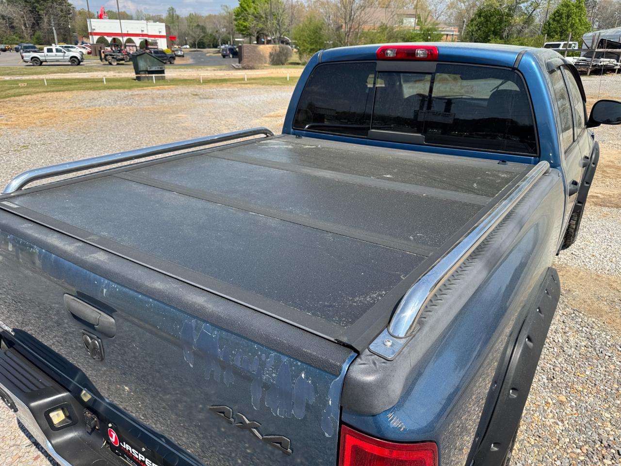 Dodge Ram 1500 4dr Quad Cab 140.5" WB 4WD SLT 2005