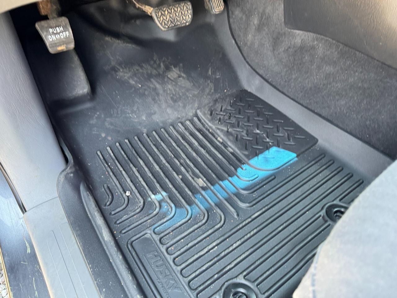 Toyota Tacoma 4WD Double Cab V6 AT (Natl) 2015