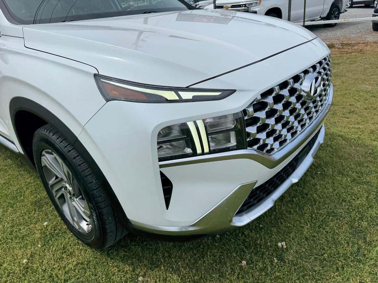 Hyundai Santa Fe SEL FWD 2022