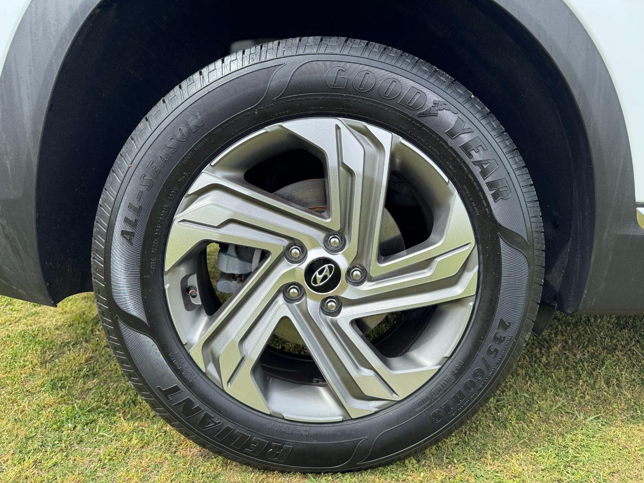 Hyundai Santa Fe SEL FWD 2022