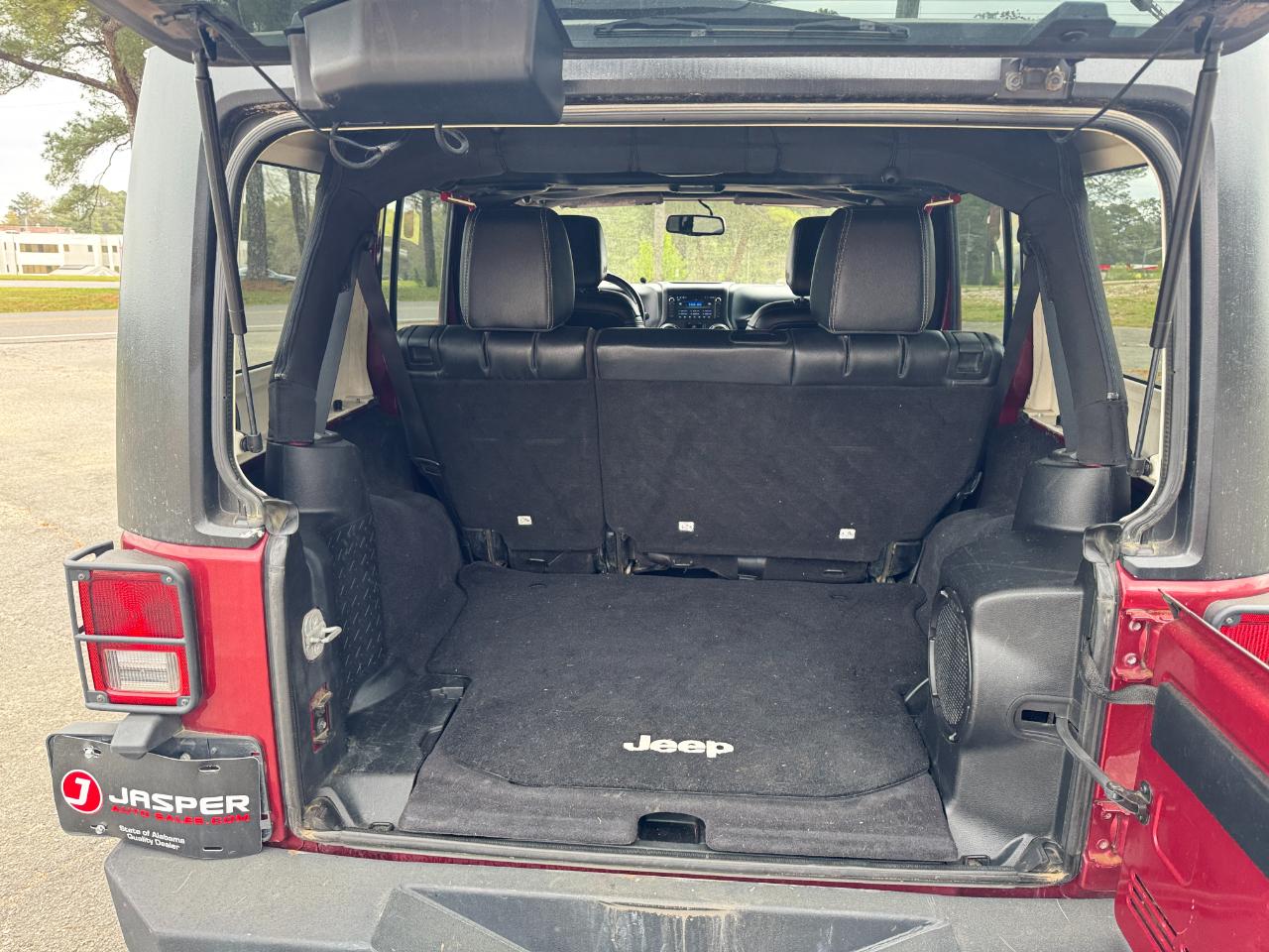 Jeep Wrangler Unlimited 4WD 4dr Freedom Edition *Ltd Avail* 2013