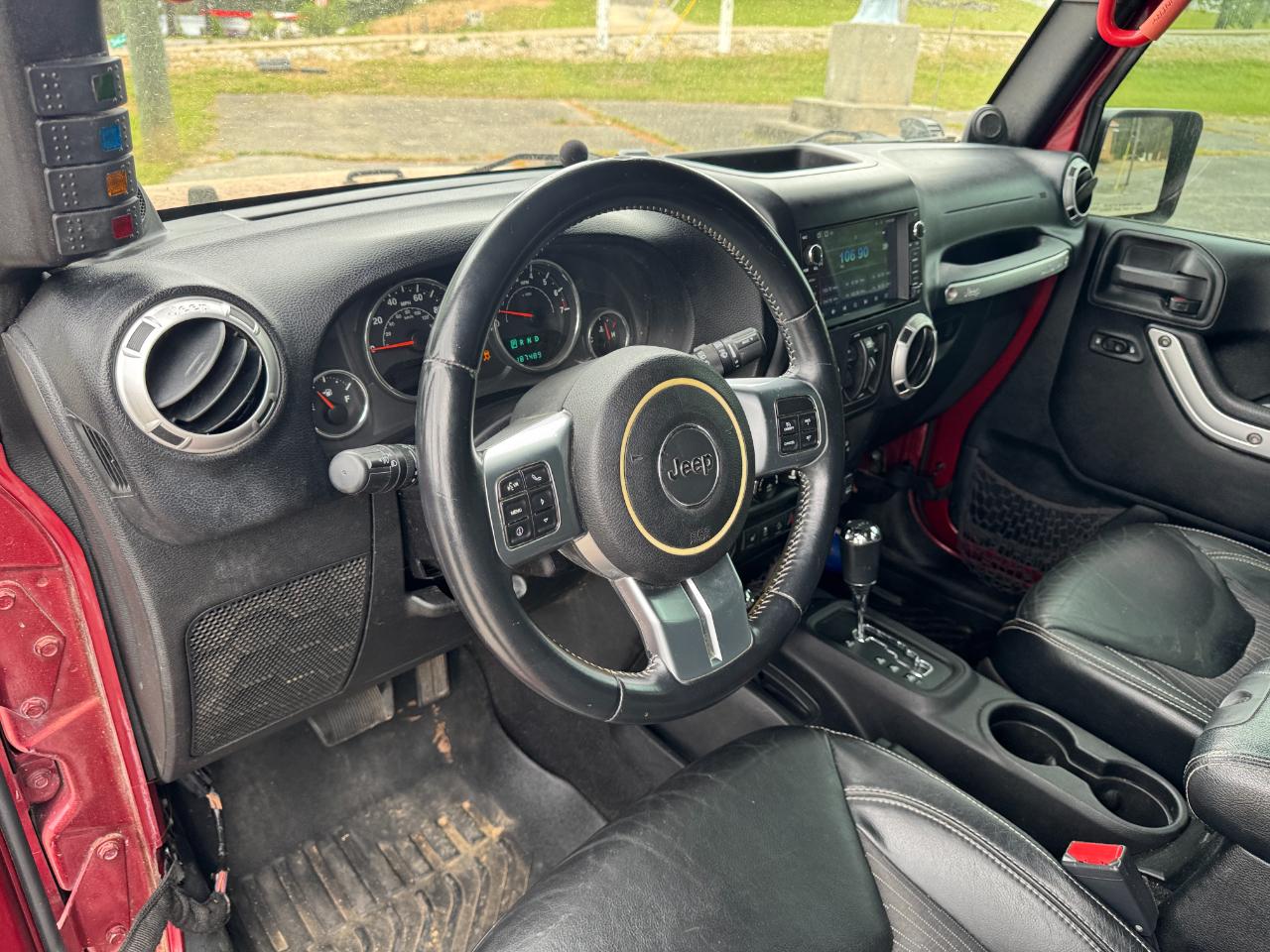 Jeep Wrangler Unlimited 4WD 4dr Freedom Edition *Ltd Avail* 2013