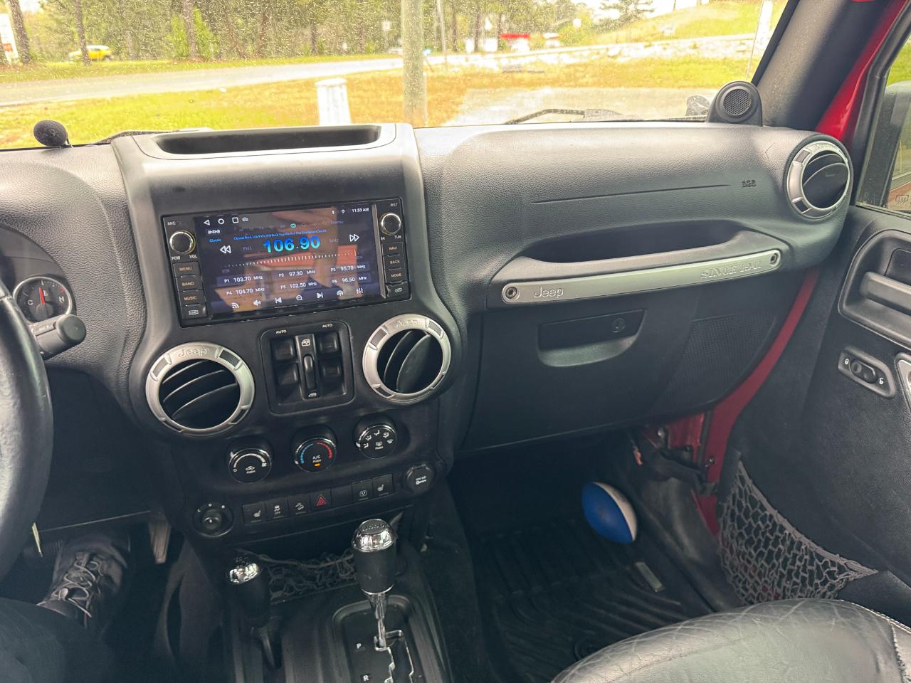 Jeep Wrangler Unlimited 4WD 4dr Freedom Edition *Ltd Avail* 2013