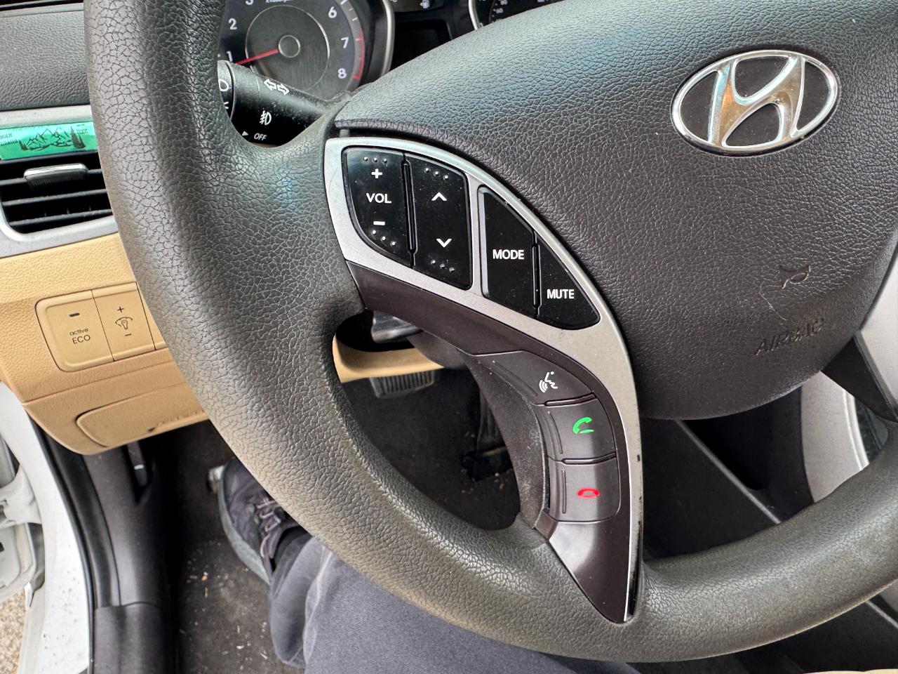 Hyundai Elantra 4dr Sdn Auto GLS (Alabama Plant) 2012