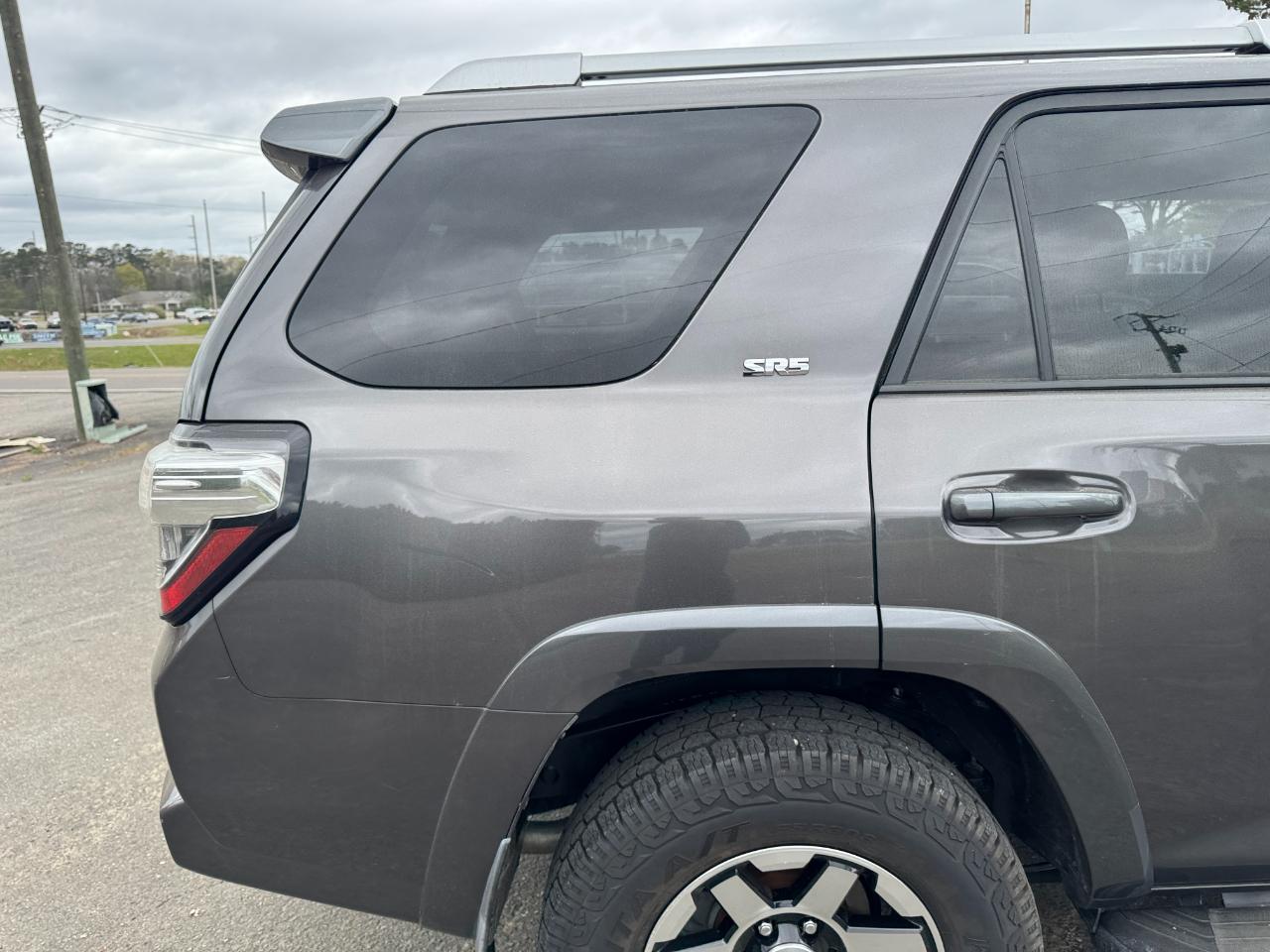 Toyota 4Runner RWD 4dr V6 SR5 Premium (Natl) 2014