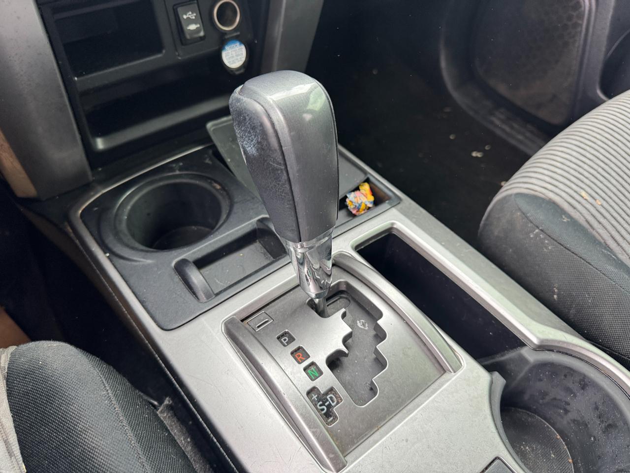 Toyota 4Runner RWD 4dr V6 SR5 Premium (Natl) 2014