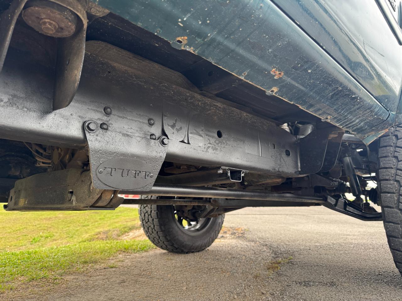 Chevrolet Silverado 2500HD Crew Cab 153" WB 4WD LS 2004