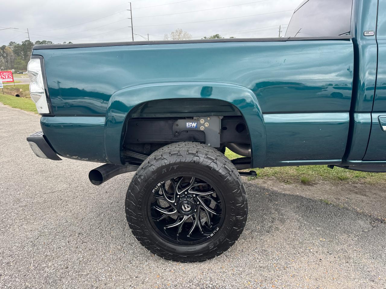 Chevrolet Silverado 2500HD Crew Cab 153" WB 4WD LS 2004