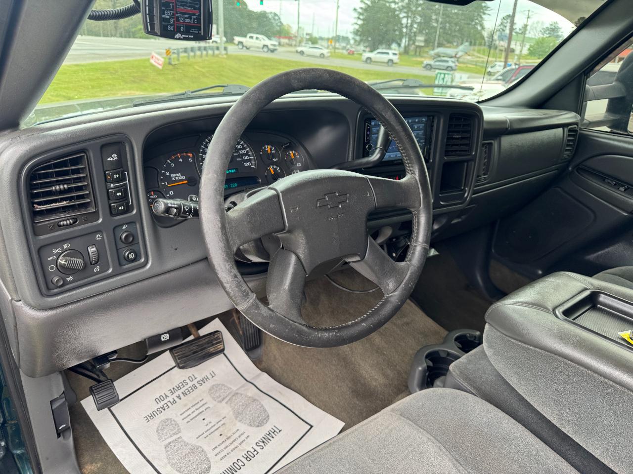 Chevrolet Silverado 2500HD Crew Cab 153" WB 4WD LS 2004