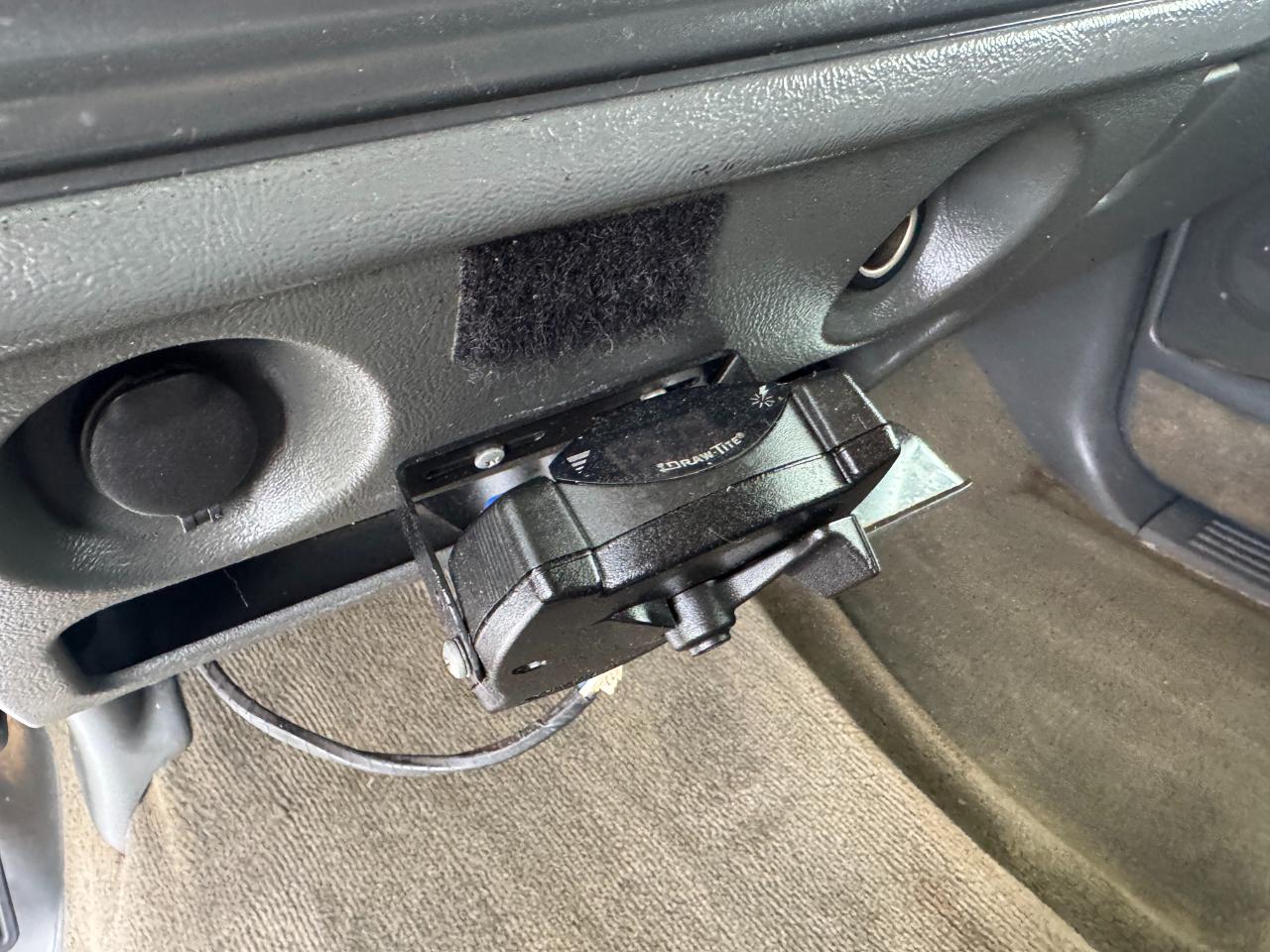 Chevrolet Silverado 2500HD Crew Cab 153" WB 4WD LS 2004