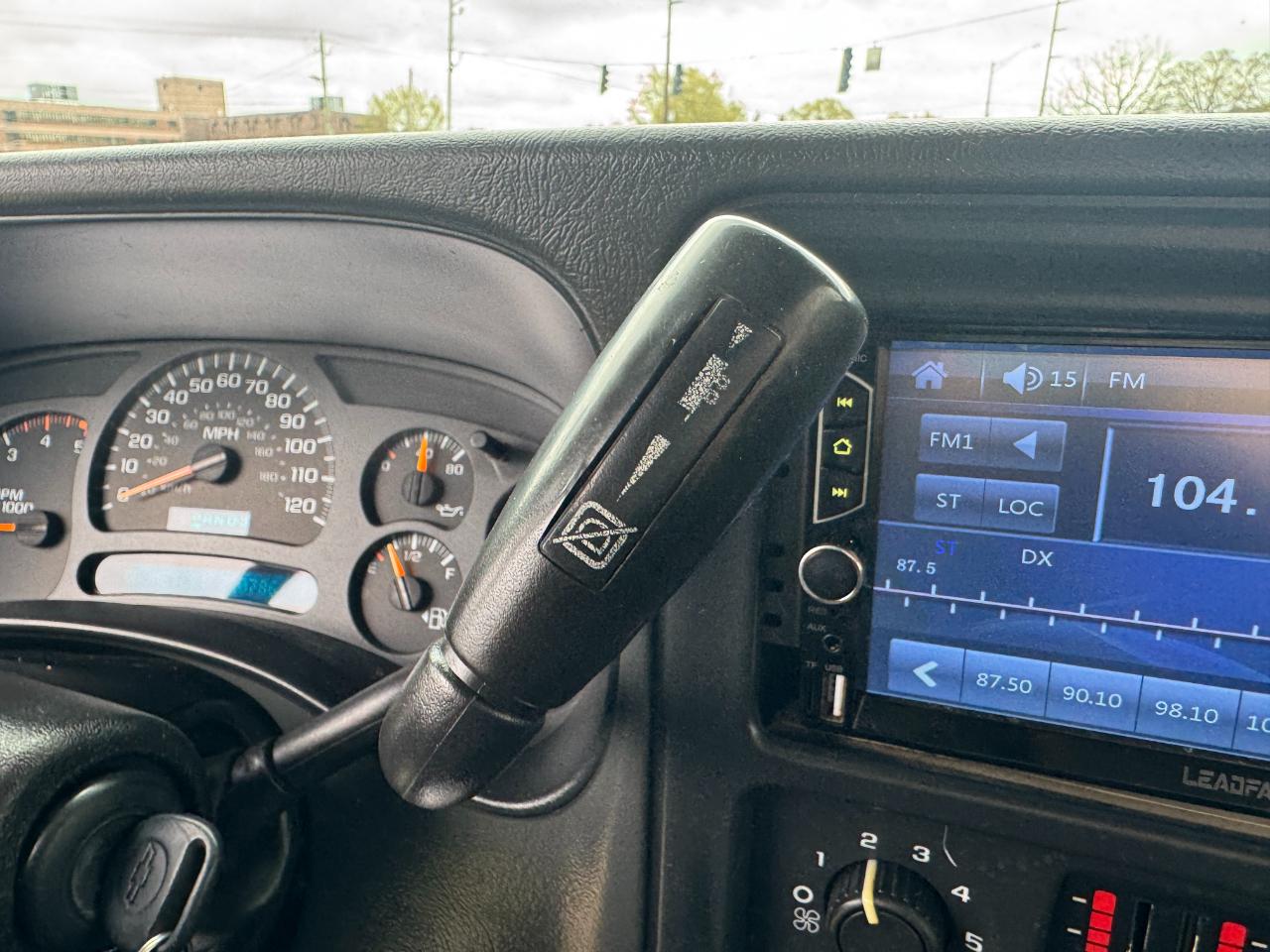 Chevrolet Silverado 2500HD Crew Cab 153" WB 4WD LS 2004