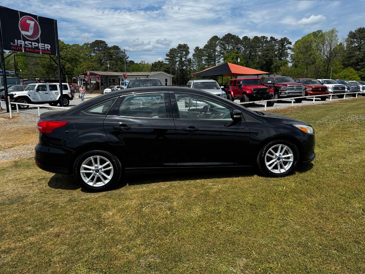 Ford Focus 4dr Sdn SE 2015