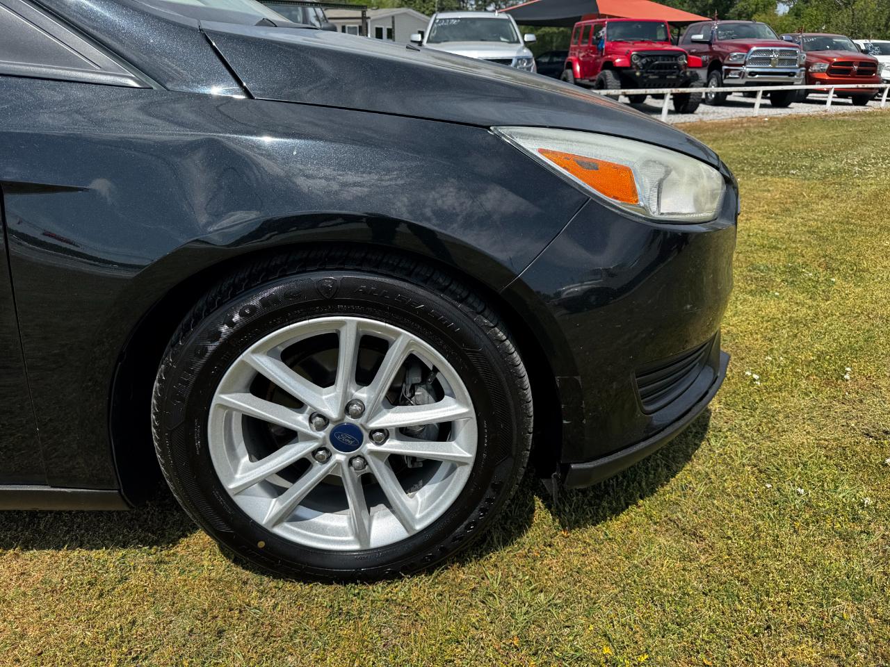 Ford Focus 4dr Sdn SE 2015