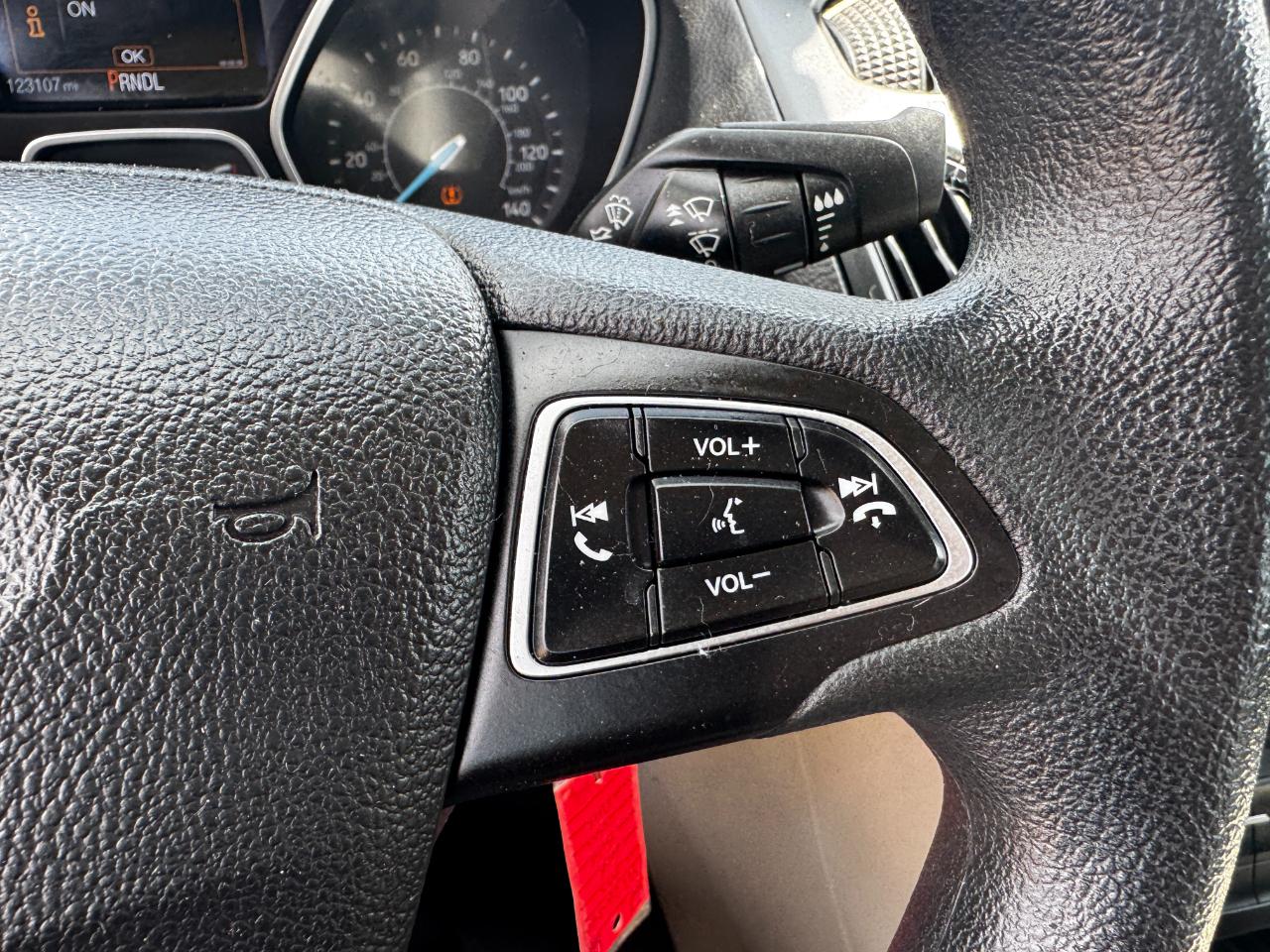 Ford Focus 4dr Sdn SE 2015