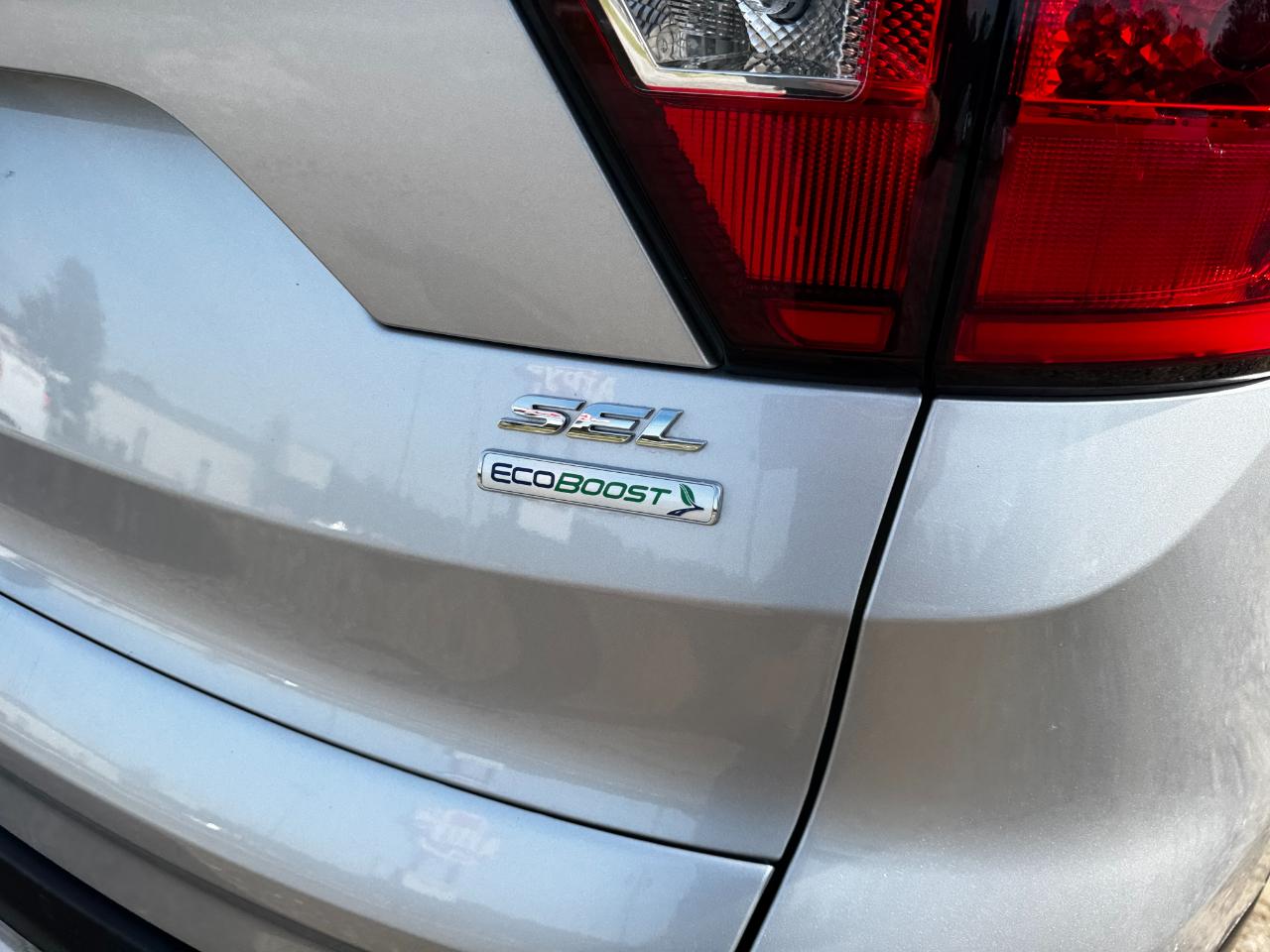 Ford Escape SEL FWD 2019