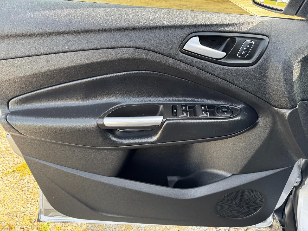 Ford Escape SEL FWD 2019