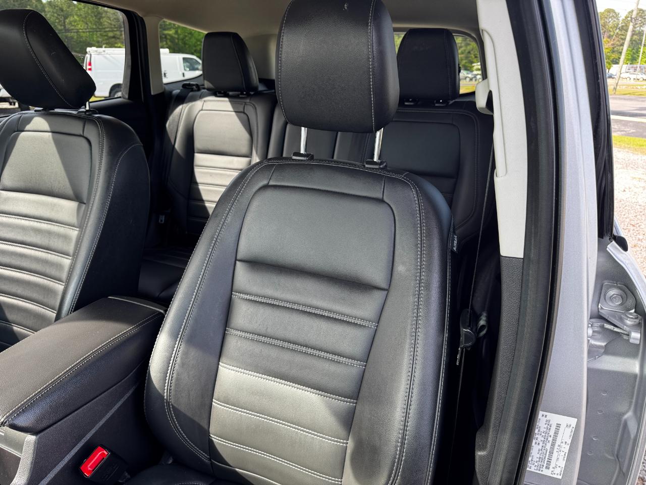 Ford Escape SEL FWD 2019