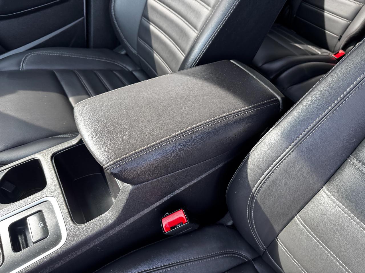 Ford Escape SEL FWD 2019