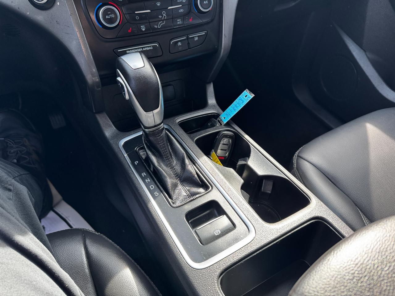 Ford Escape SEL FWD 2019