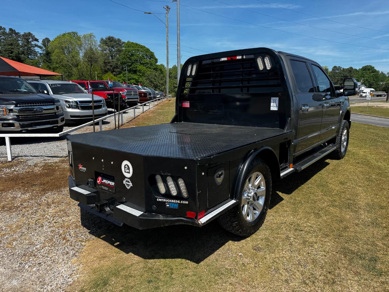 Ford Super Duty F-250 SRW XLT 4WD Crew Cab 8' Box 2017