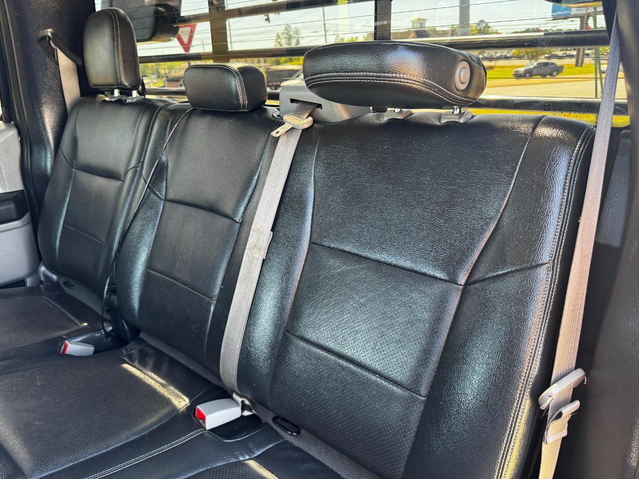 Ford Super Duty F-250 SRW XLT 4WD Crew Cab 8' Box 2017