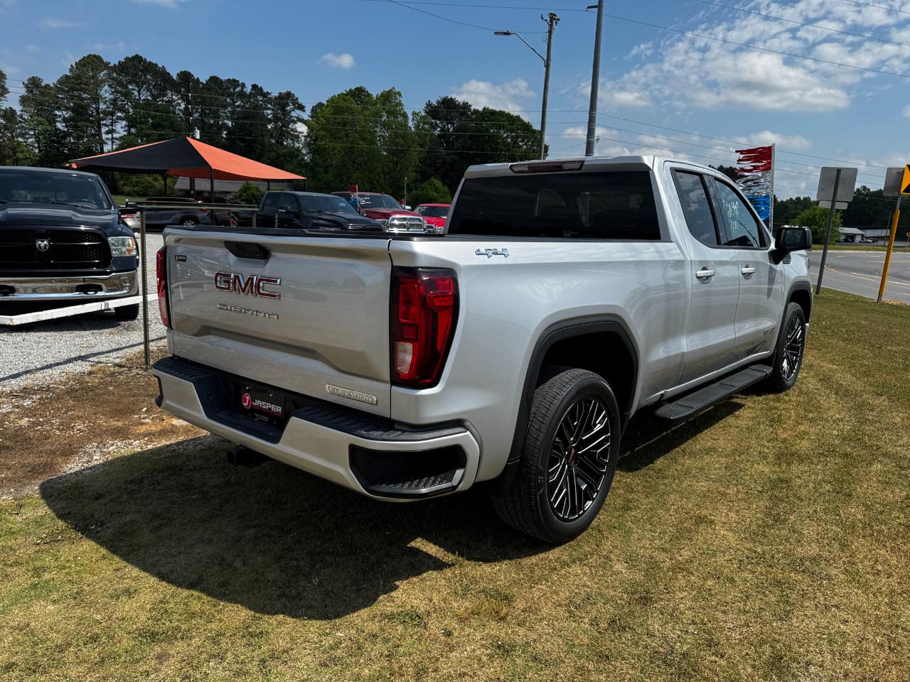 GMC Sierra 1500 4WD Double Cab 147" Elevation 2019