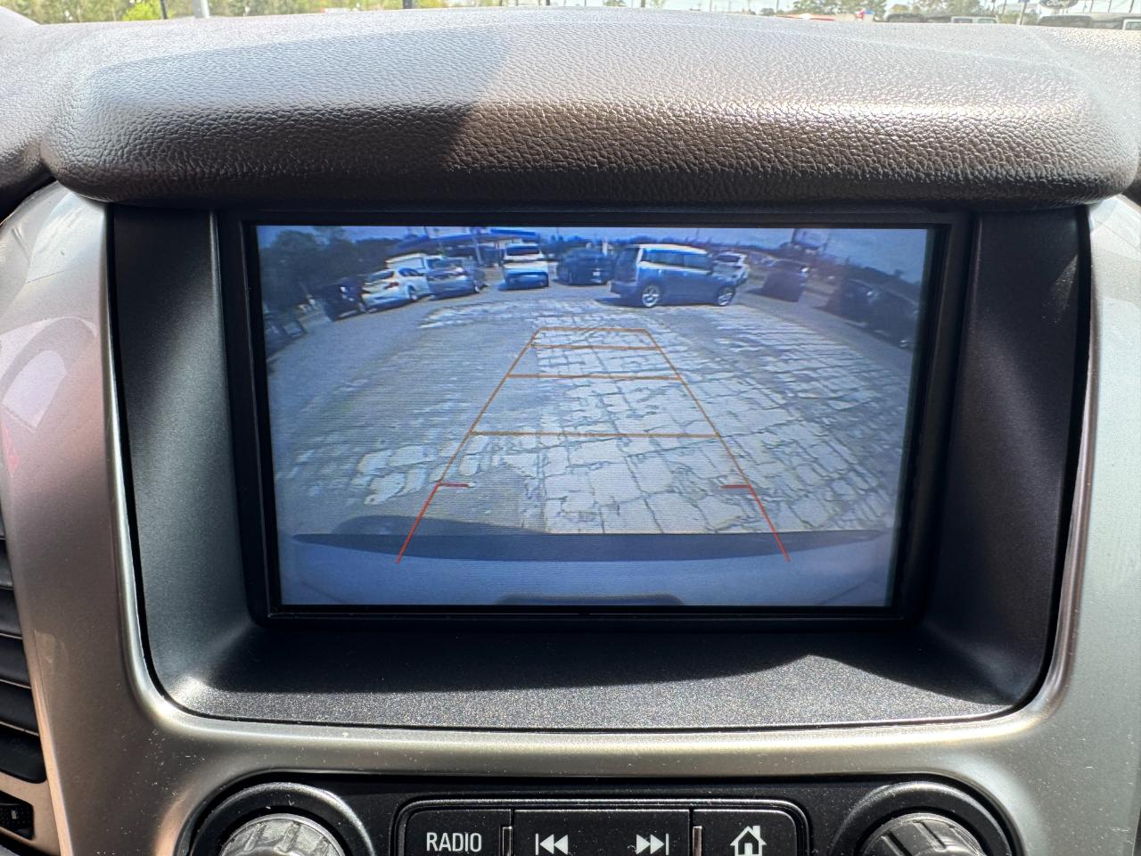 Chevrolet Suburban 2WD 4dr 1500 LT 2019