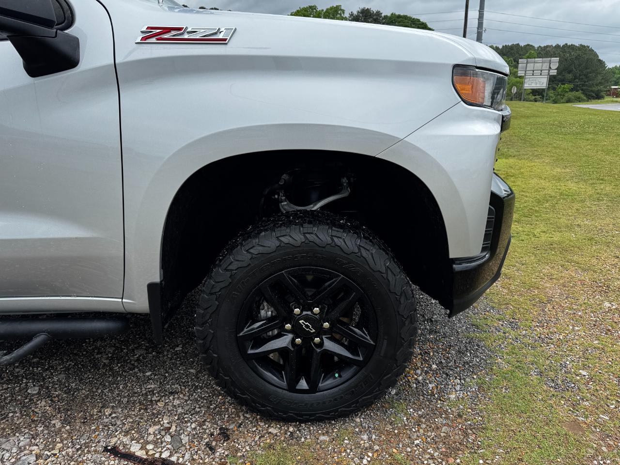 Chevrolet Silverado 1500 4WD Crew Cab 147" Custom Trail Boss 2019