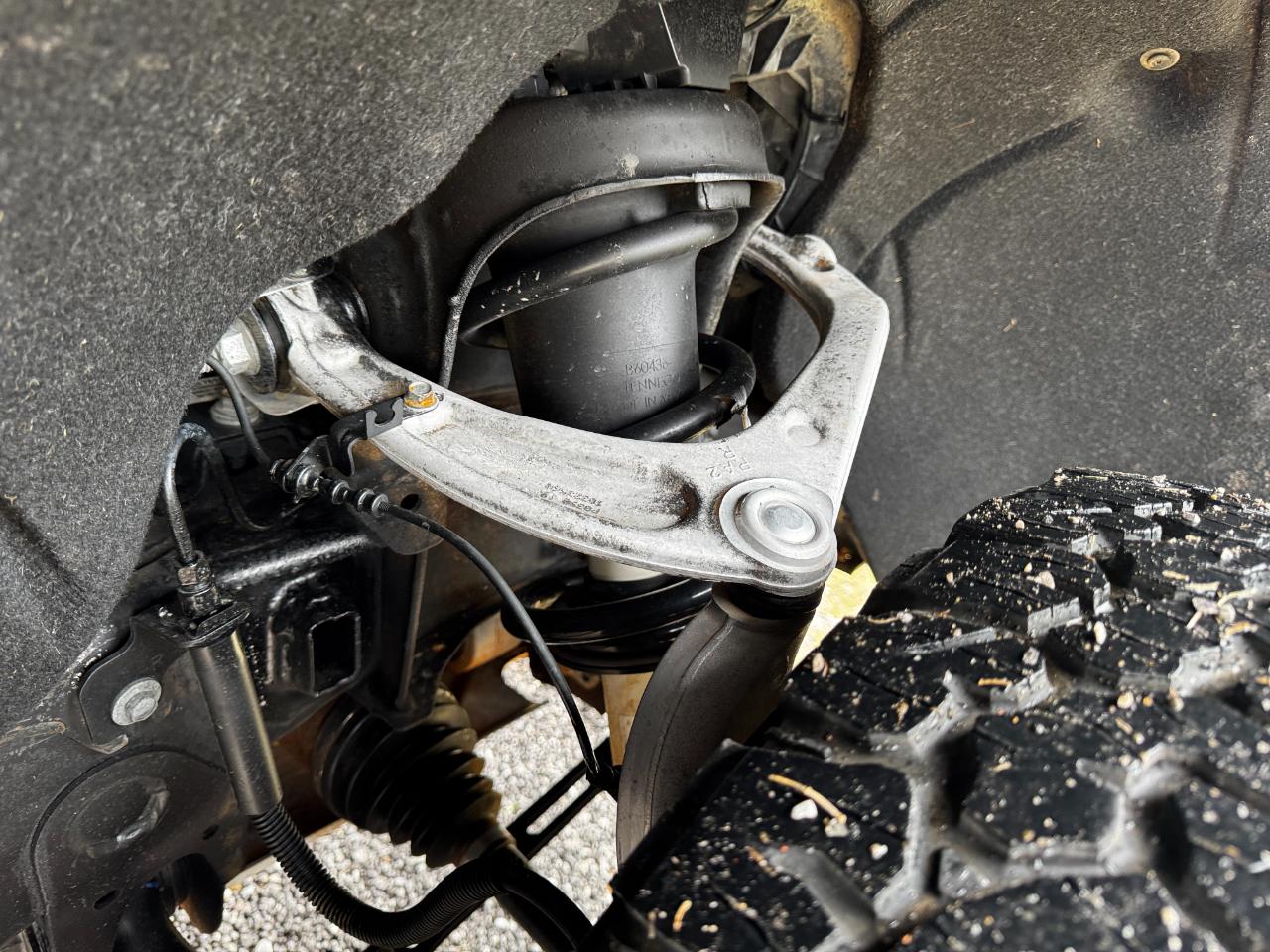 Chevrolet Silverado 1500 4WD Crew Cab 147" Custom Trail Boss 2019