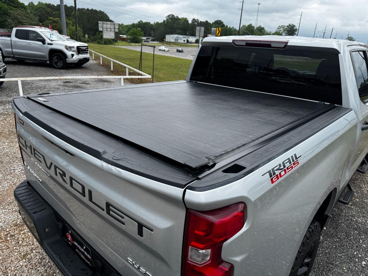 Chevrolet Silverado 1500 4WD Crew Cab 147" Custom Trail Boss 2019
