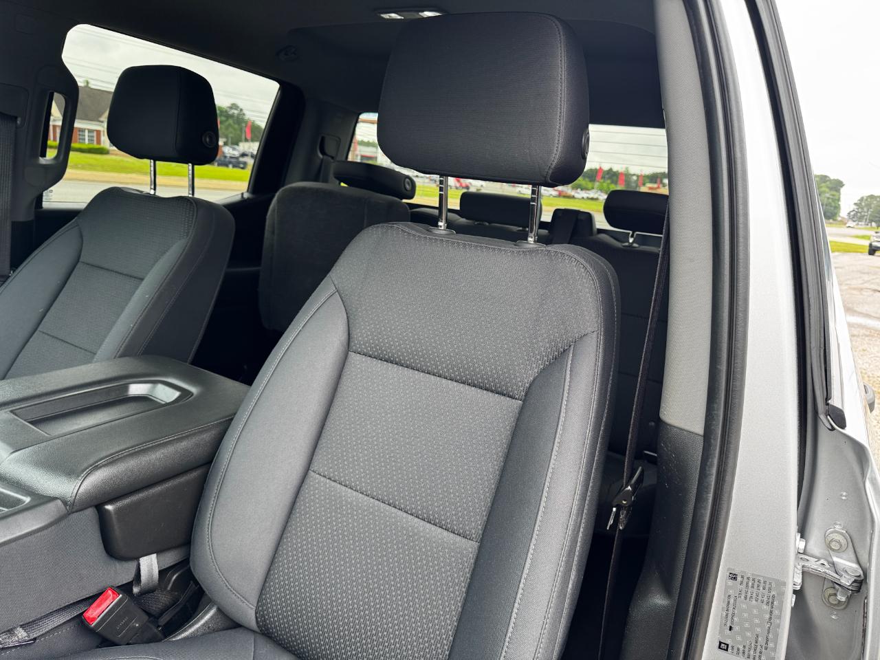 Chevrolet Silverado 1500 4WD Crew Cab 147" Custom Trail Boss 2019