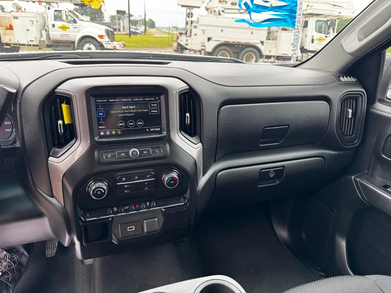 Chevrolet Silverado 1500 4WD Crew Cab 147" Custom Trail Boss 2019