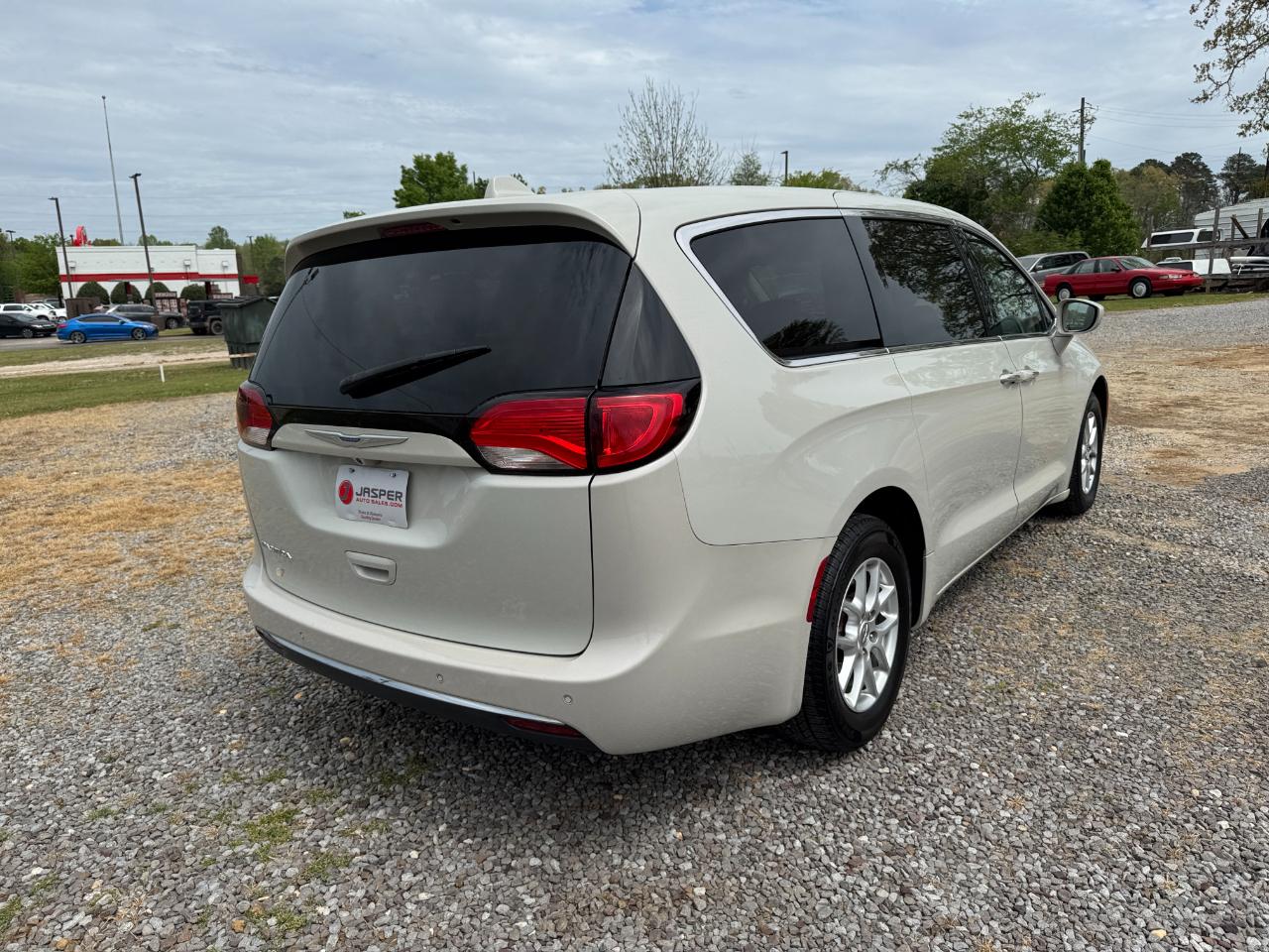 Chrysler Pacifica Touring FWD 2020