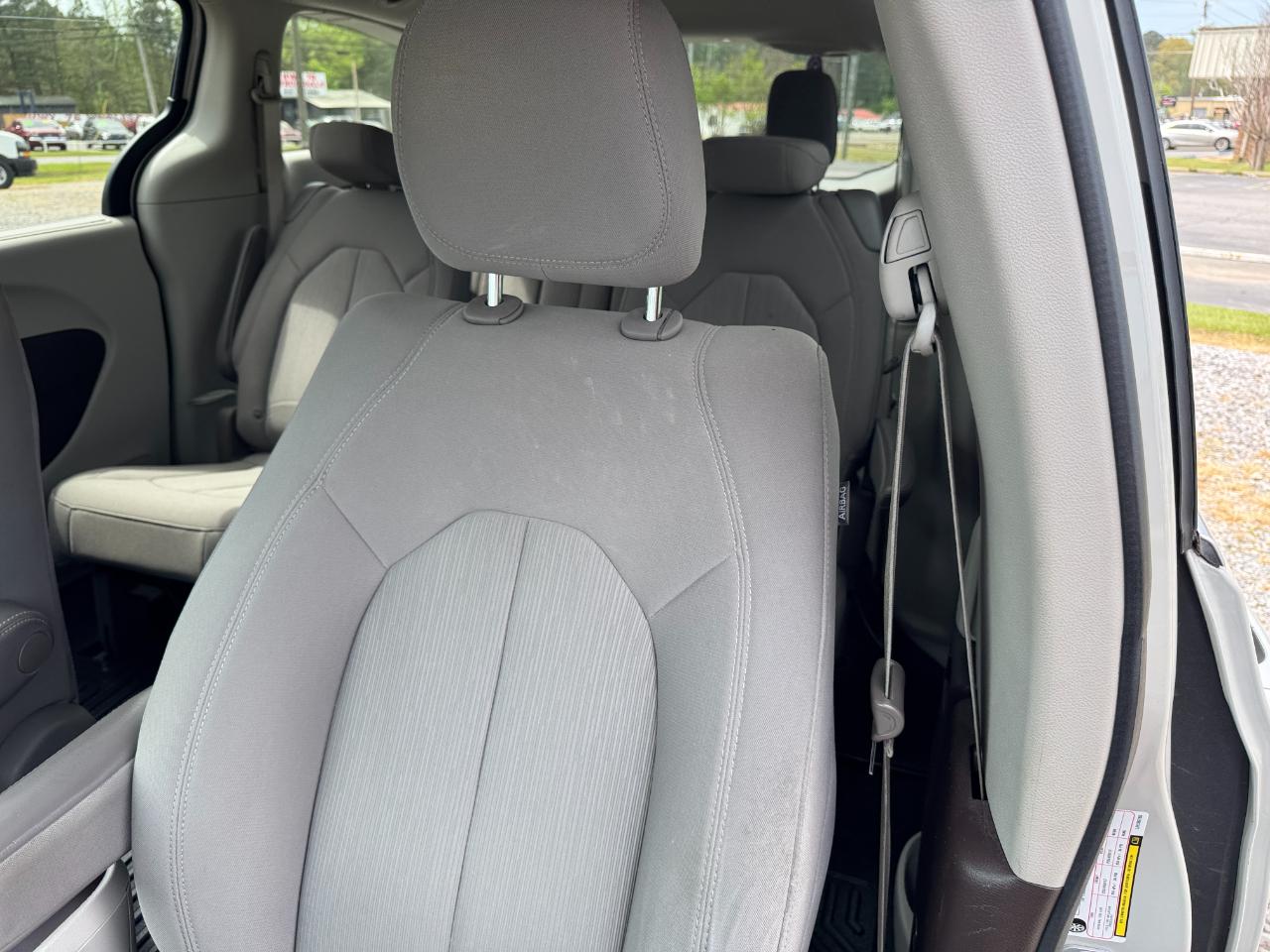 Chrysler Pacifica Touring FWD 2020