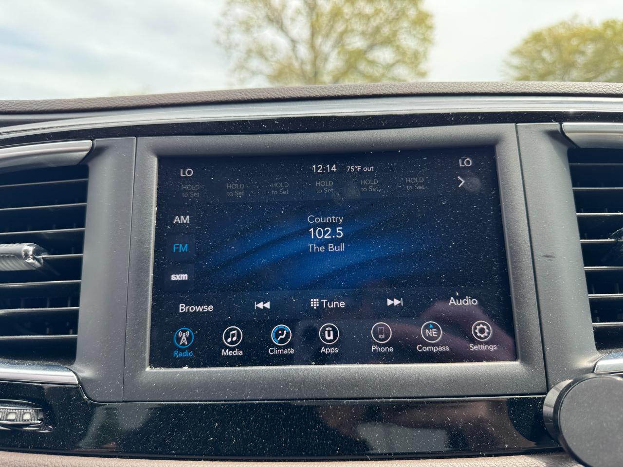 Chrysler Pacifica Touring FWD 2020