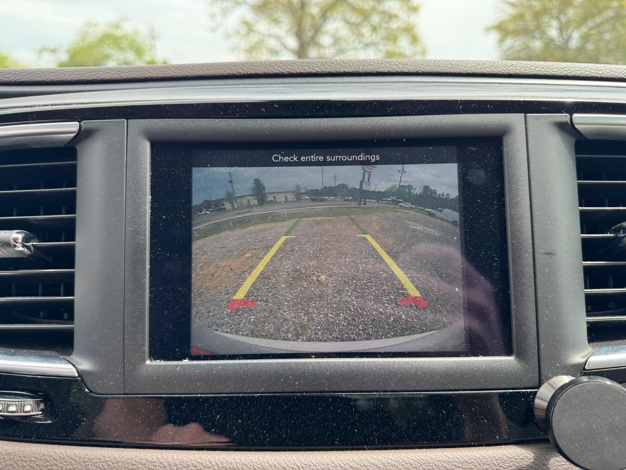 Chrysler Pacifica Touring FWD 2020