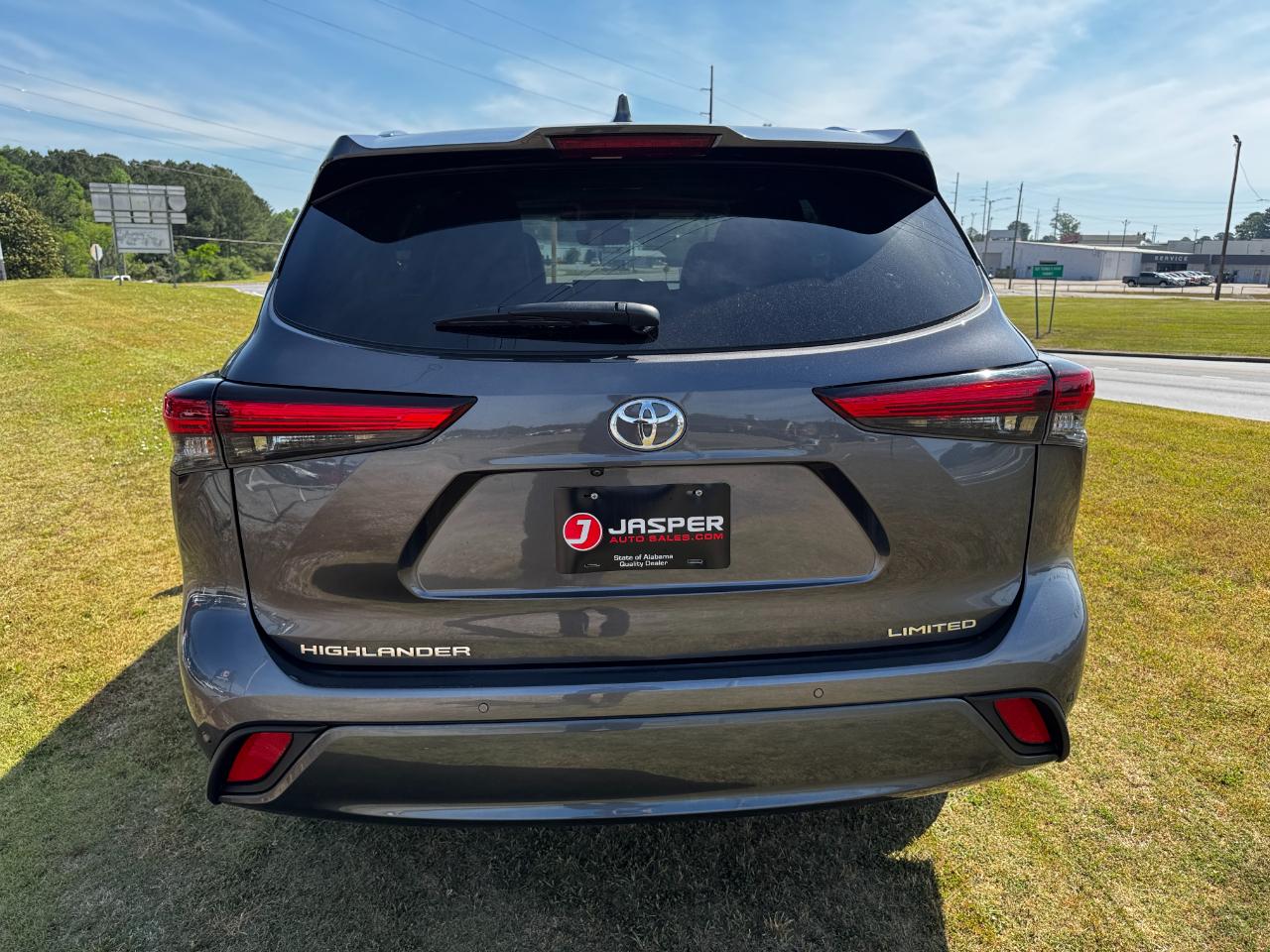 Toyota Highlander Limited FWD (Natl) 2023