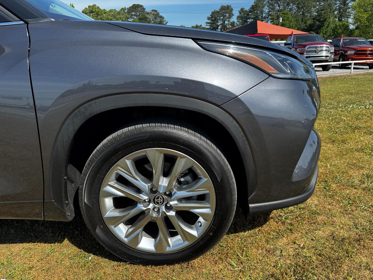 Toyota Highlander Limited FWD (Natl) 2023