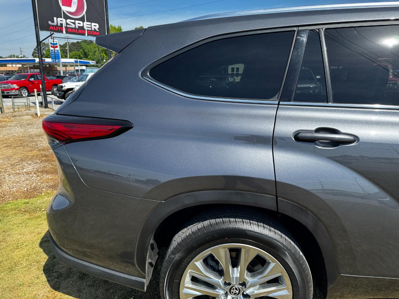 Toyota Highlander Limited FWD (Natl) 2023