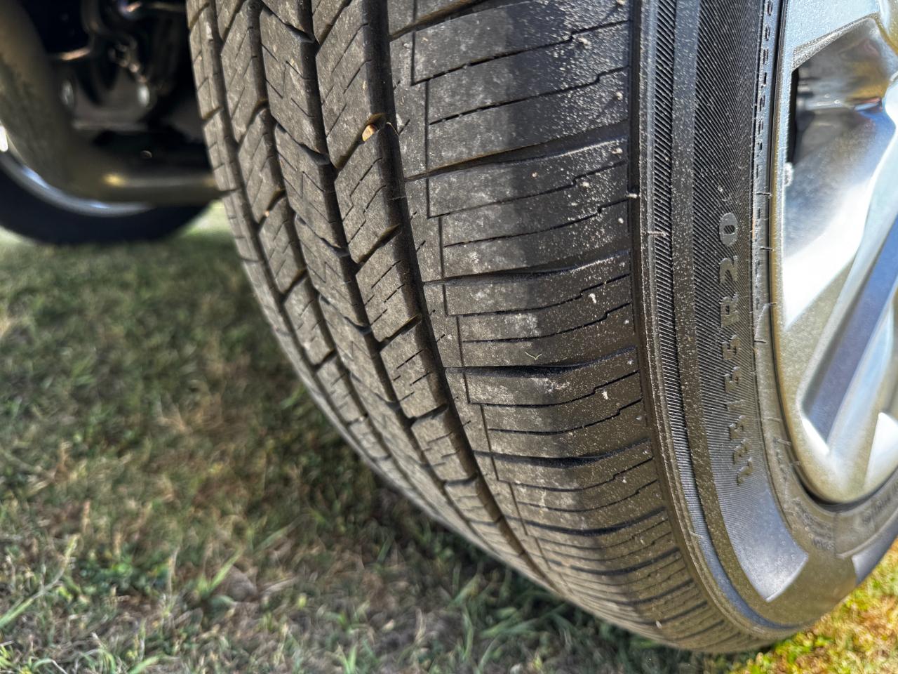 Toyota Highlander Limited FWD (Natl) 2023