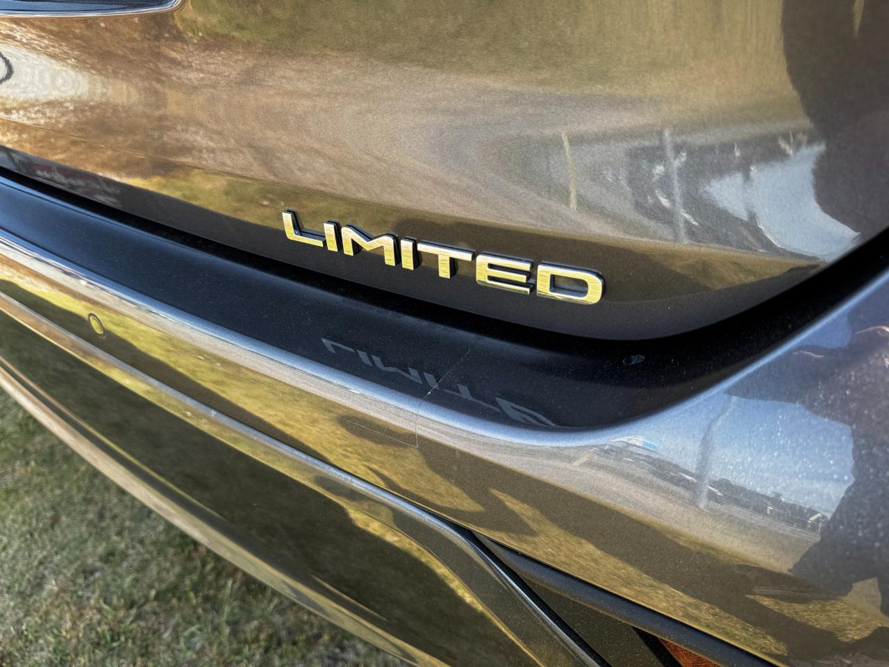 Toyota Highlander Limited FWD (Natl) 2023