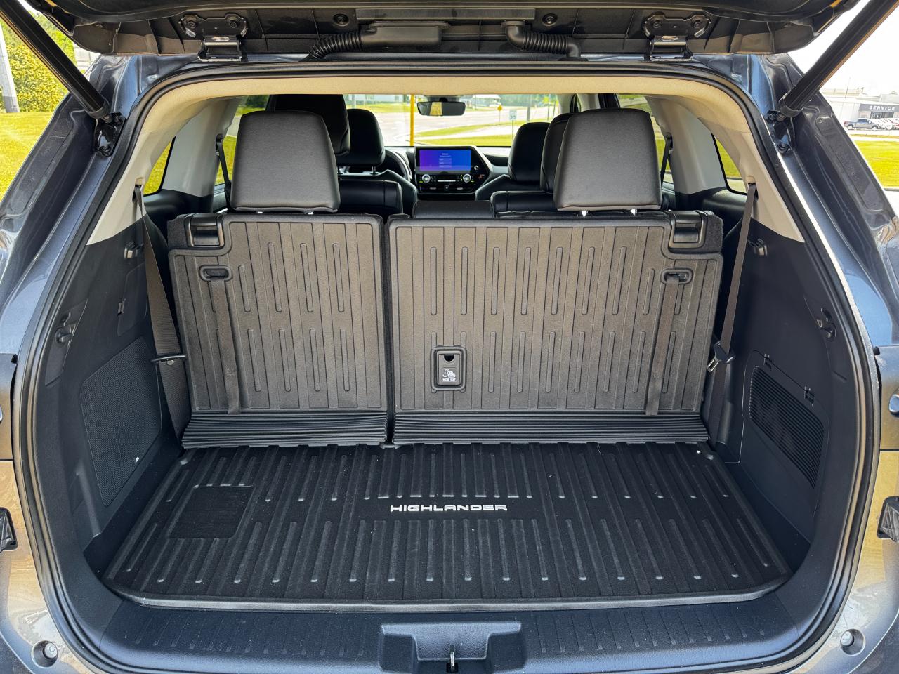 Toyota Highlander Limited FWD (Natl) 2023