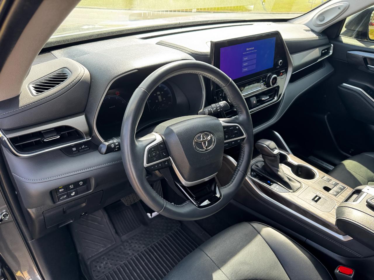 Toyota Highlander Limited FWD (Natl) 2023