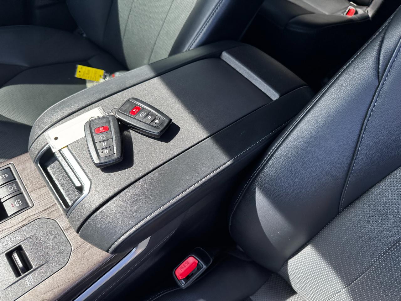 Toyota Highlander Limited FWD (Natl) 2023