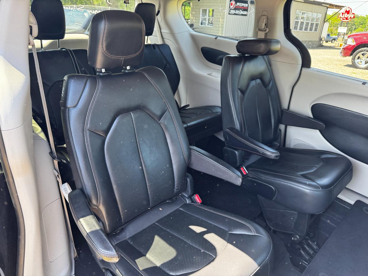 Chrysler Pacifica Touring L FWD 2020