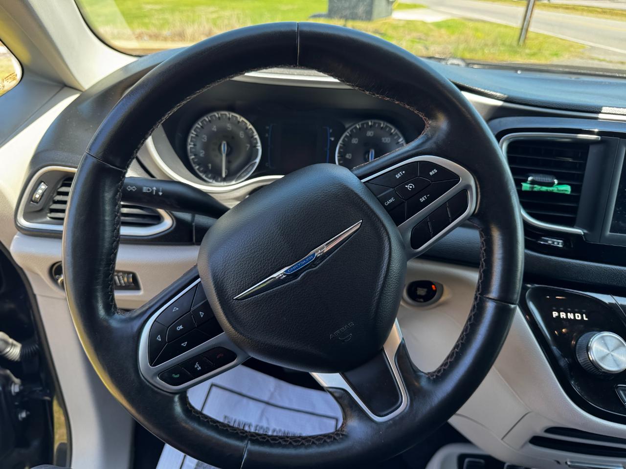 Chrysler Pacifica Touring L FWD 2020