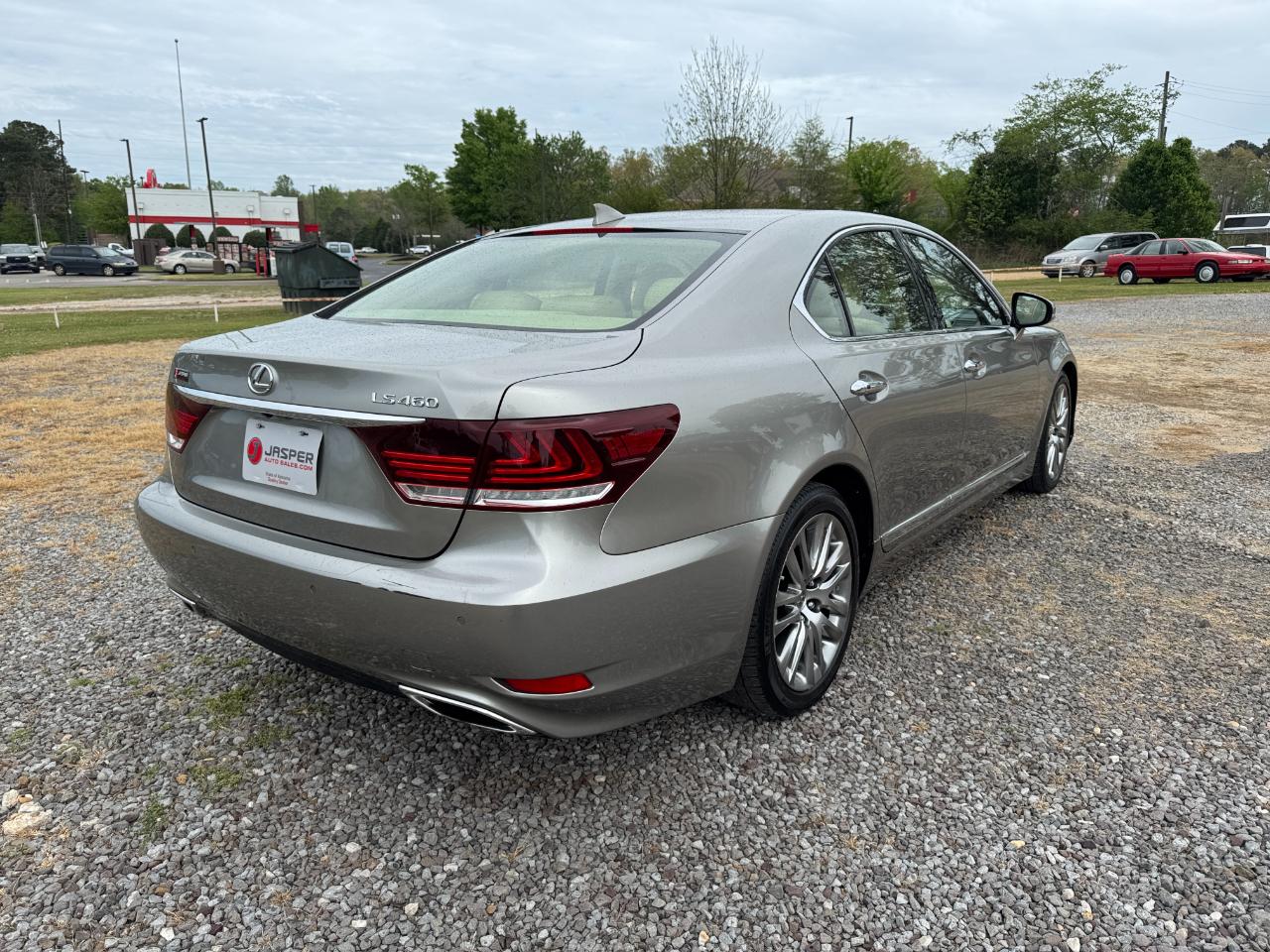 Lexus LS 460 4dr Sdn RWD 2016