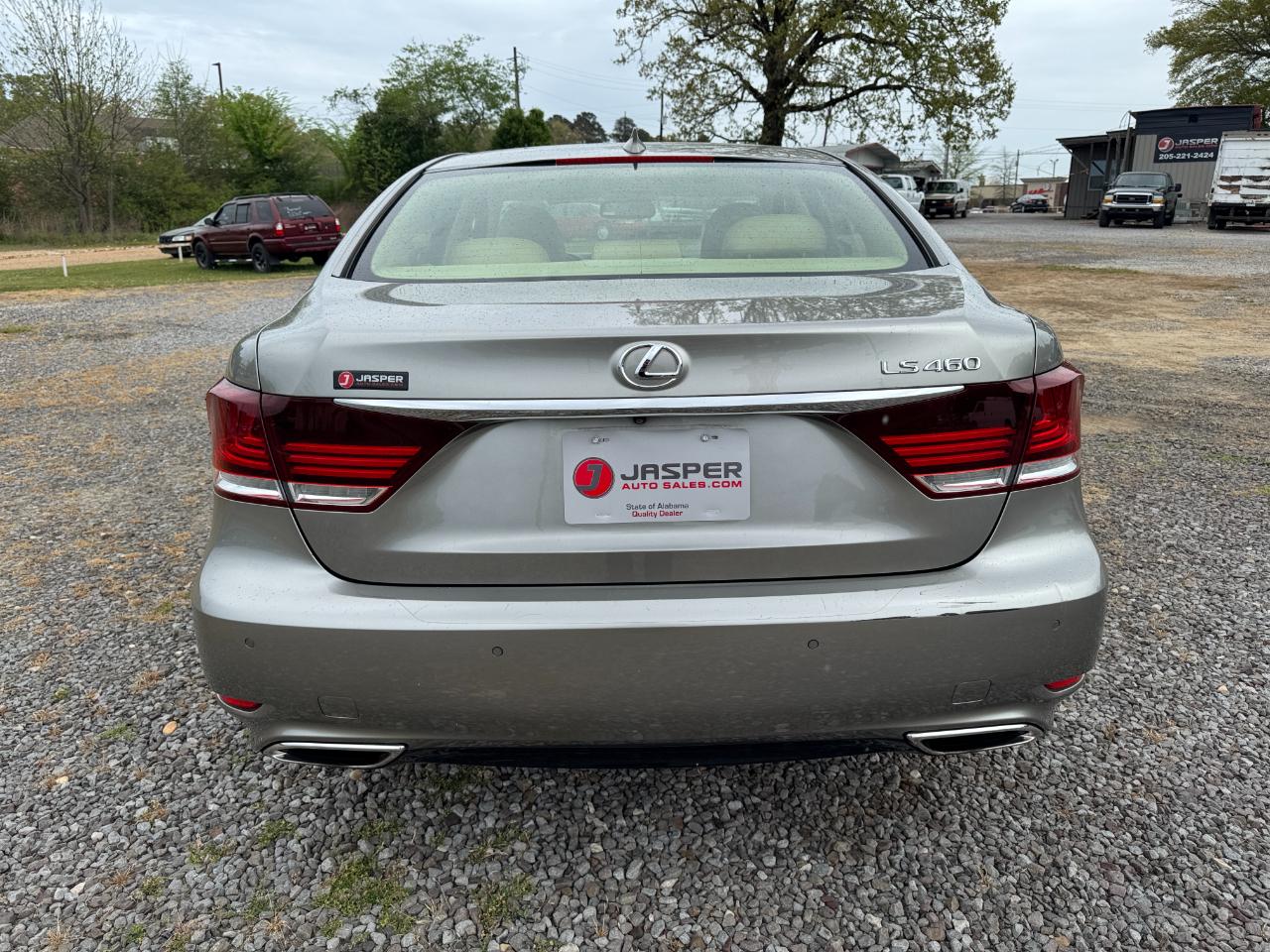 Lexus LS 460 4dr Sdn RWD 2016