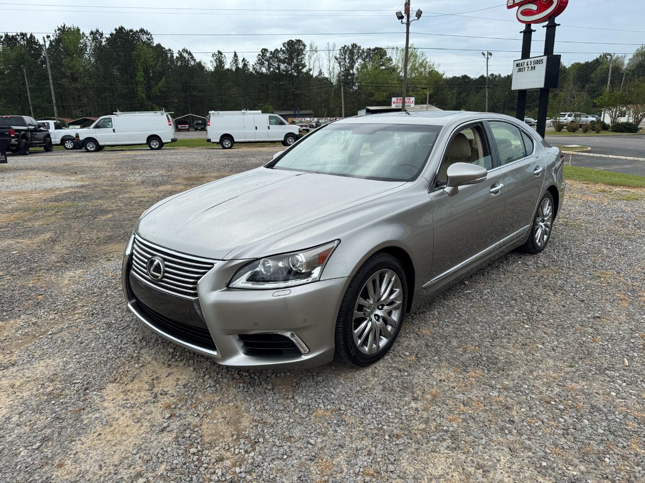 Lexus LS 460 4dr Sdn RWD 2016
